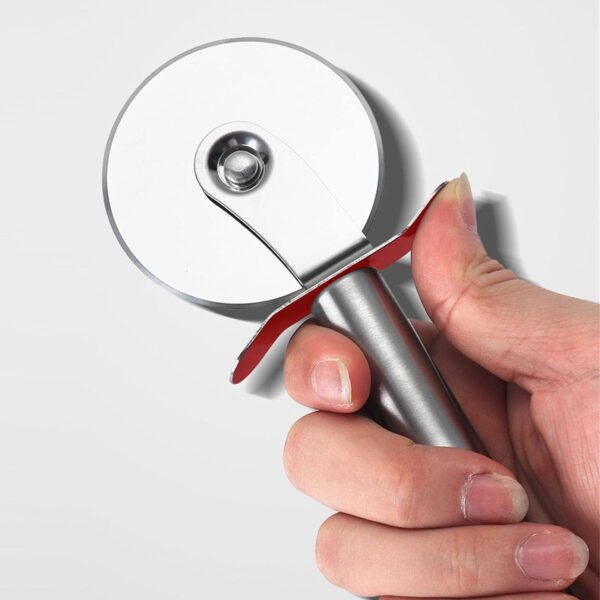 stainless steel pizza cutter