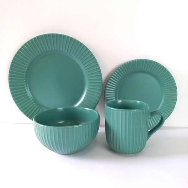 16pc Ceramic Dinner Set – Ribbed Teal Design